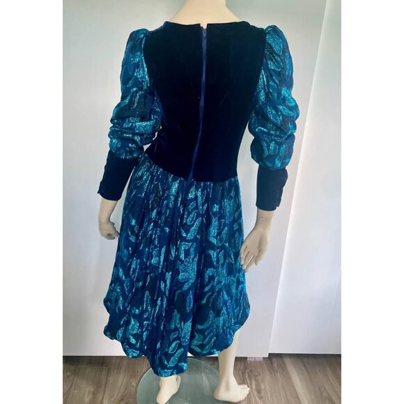 Vintage 1980s Party Dress, Size S/M, Metallic Blue Velvet, Puffed Sleeves - Picture 6 of 11